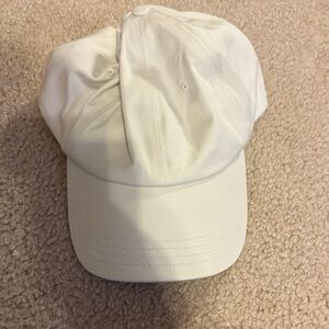 NWOT Lululemon women’s baseball hat
